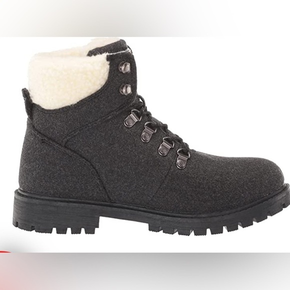 NWT Lugz Women's Grotto Fleece Slip Resistant Fashion Boots in Dark Grey - Picture 2 of 12